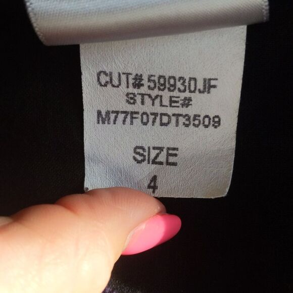 5/$55 NYDJ (Not Your Daughter's Jeans) black cotton blend Bermuda shorts, 4 - Picture 7 of 7